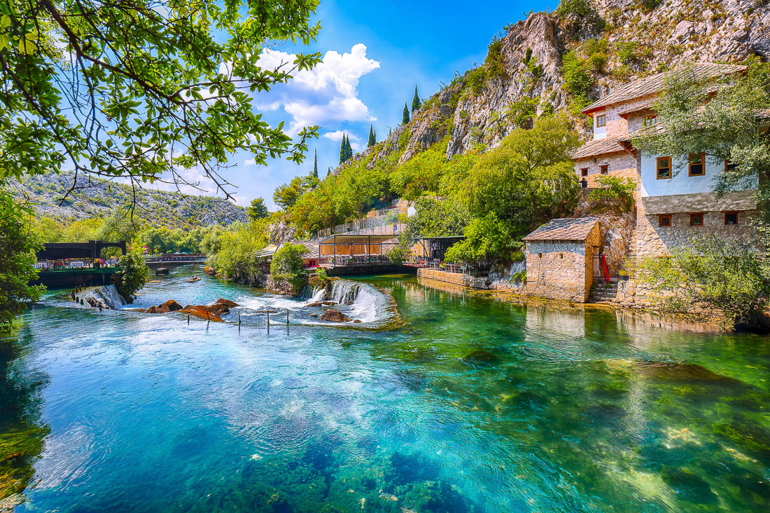 Blagaj-shutterstock-1615030153 Blick auf den Fluss Buna